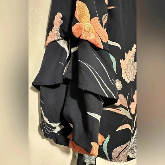 Monteau navy blue floral blouse size L - Picture 3 of 6